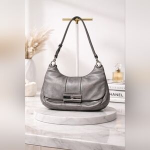 Coach 2YK Vintage Collectable Gray Metallic Leather Hobo Bag